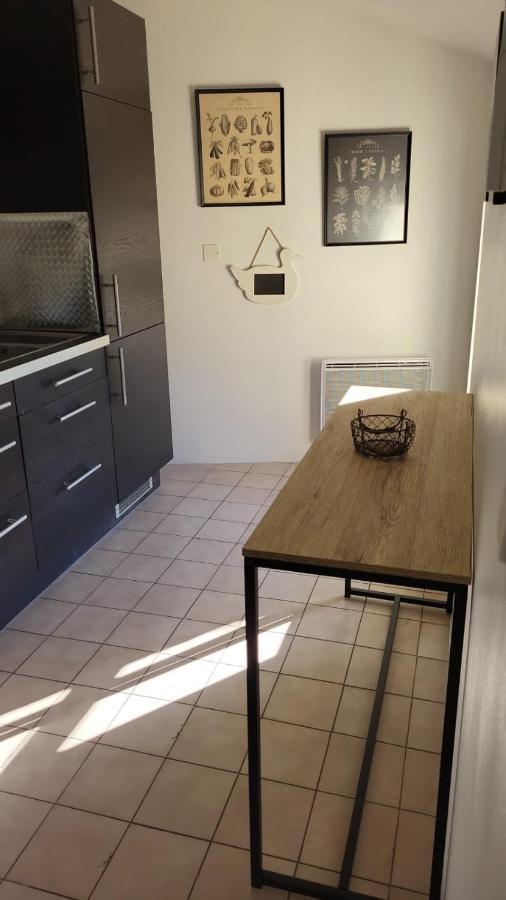 Uzes, Au Coeur Du Centre Medieval La Boussole D'Uzes, Appartement De Caractere Du XVII -Eme Siecle Εξωτερικό φωτογραφία