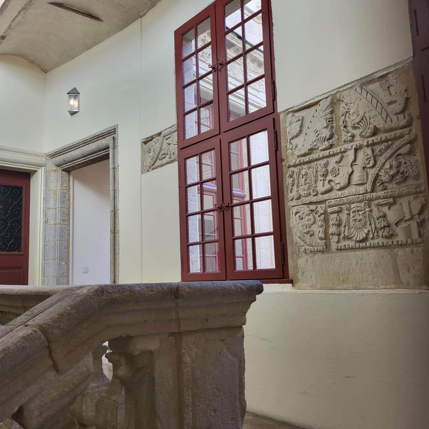 Uzes, Au Coeur Du Centre Medieval La Boussole D'Uzes, Appartement De Caractere Du XVII -Eme Siecle Εξωτερικό φωτογραφία